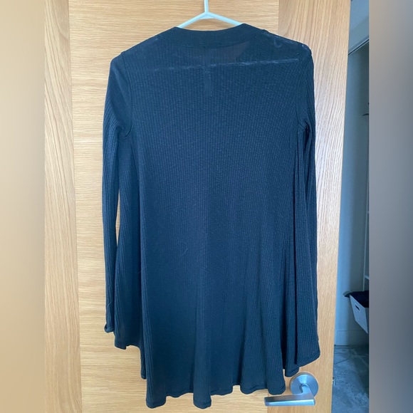 lululemon Black high low top - Picture 2 of 3